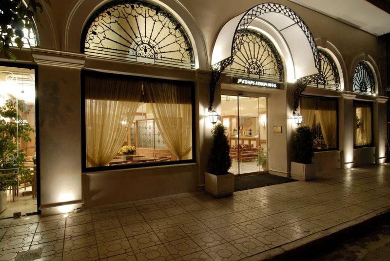ATHENS ATRIUM HOTEL & JACUZZI SUITES