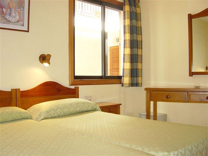 FAMILY GARDEN COMPOSTELA BEACH APARTMENTS