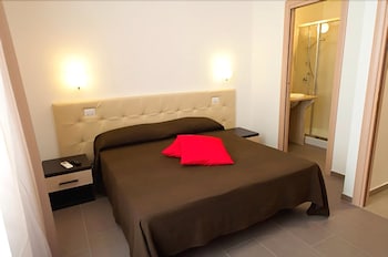 ARA PACIS INN