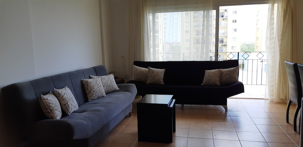BEGONVILLA COURT BLOCK 7 APARTMENT 12