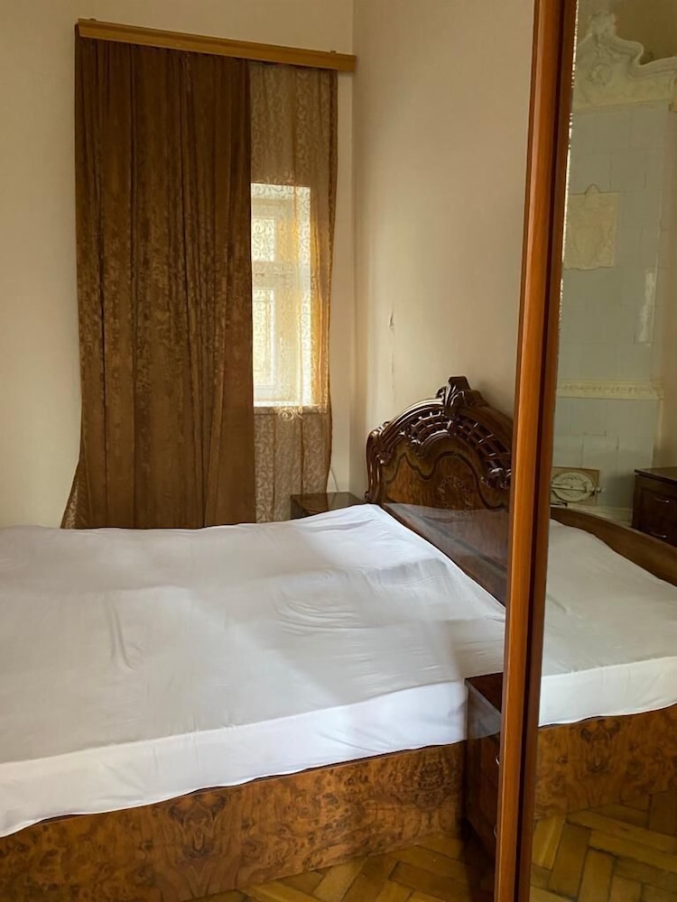 YES HOSTEL BAKU