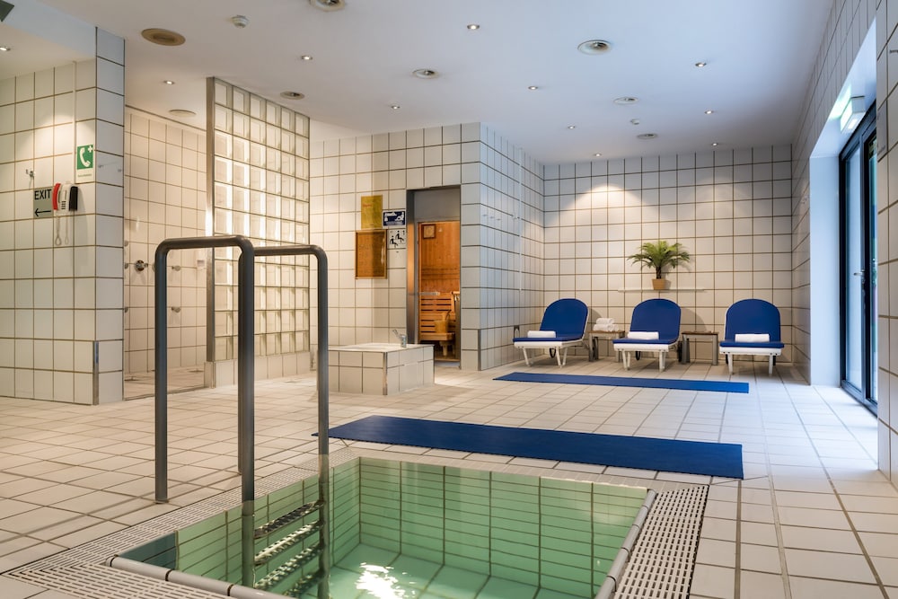 HOLIDAY INN BERLIN CITY WEST