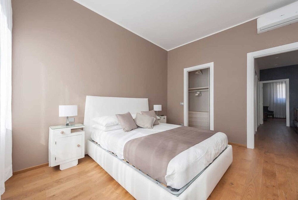 PITTI PALACE 5 STARS APARTMENT