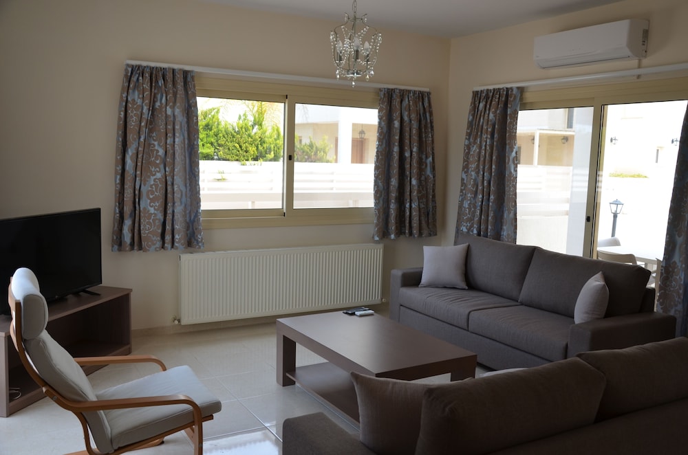 ANTHORINA VILLA 15