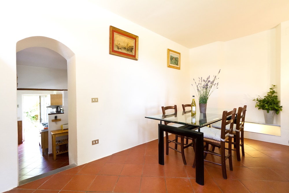 TUSCAN SUN VILLA