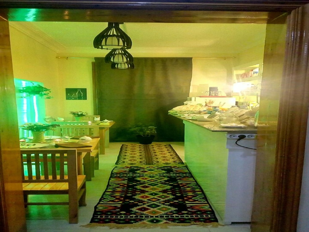 CAIRO HOME HOSTEL