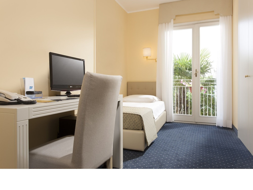 HOTEL GALLIA