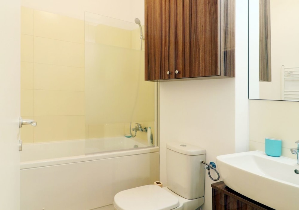 APARTMENT LAGLOIRE