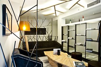 THE PURL HOTEL