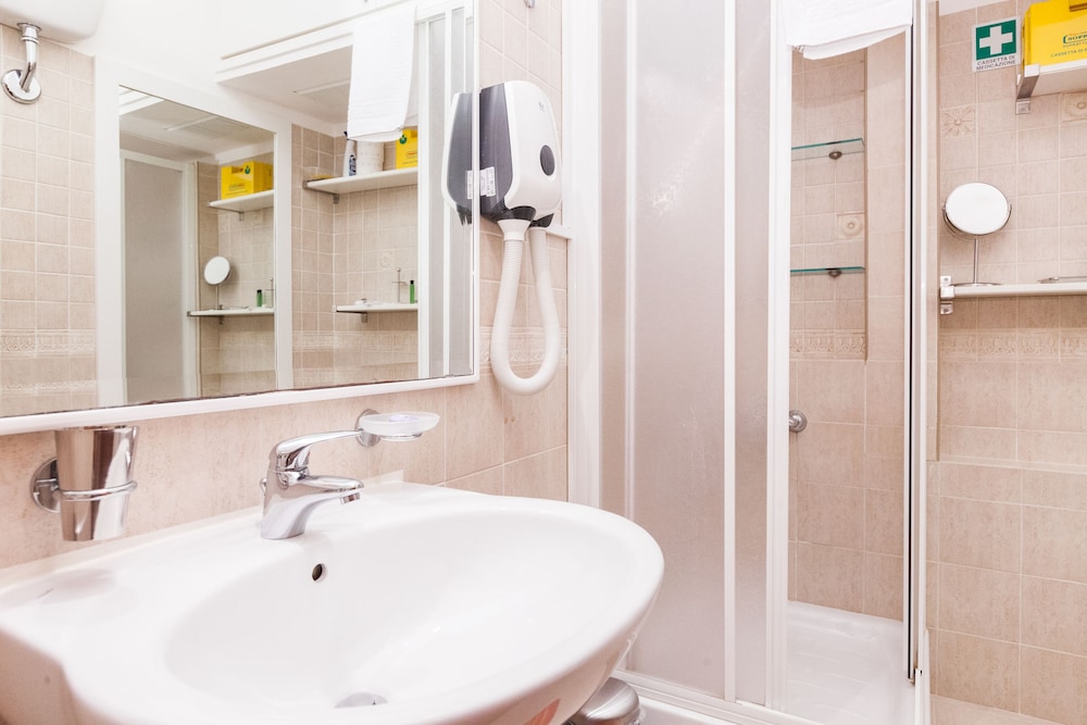 ALMES ROMA B&B