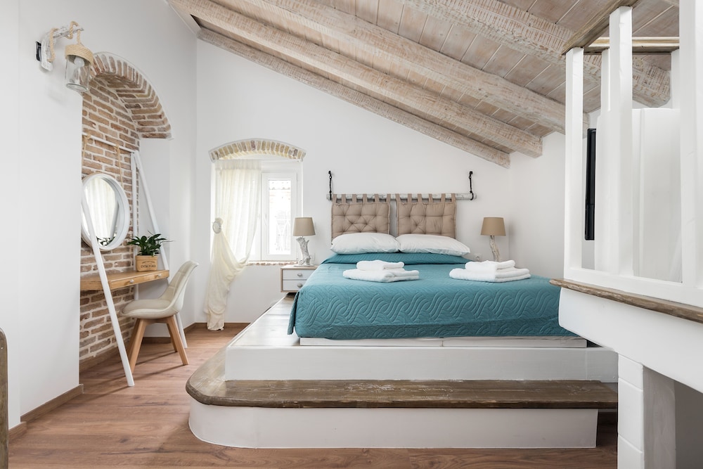 CORFU SKY LOFT