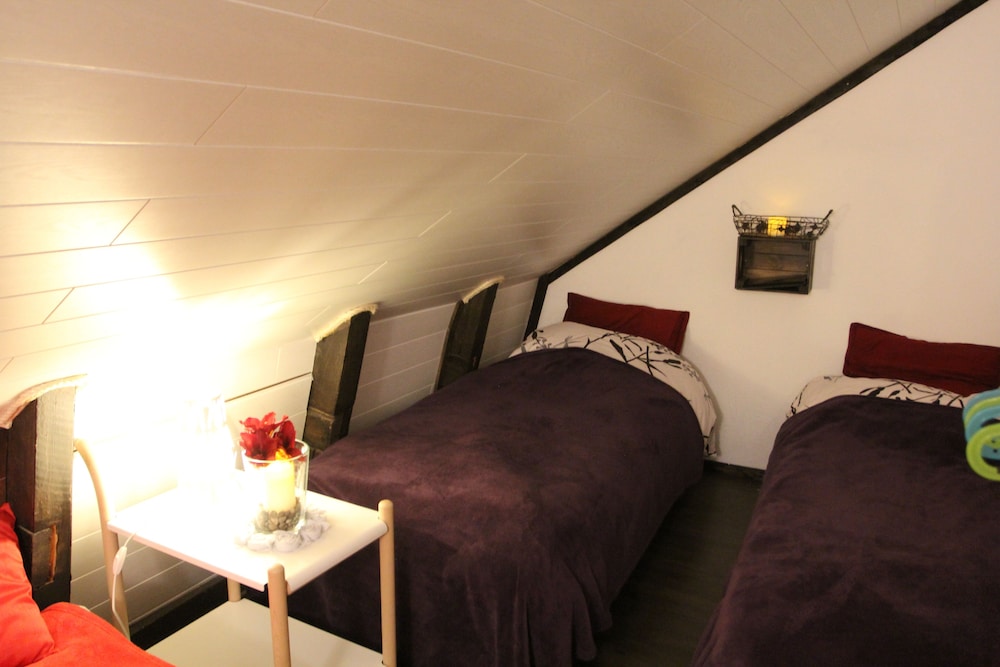 WANHA AUTTI CAMPING ROVANIEMI