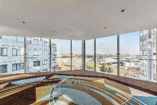 HILTON PARIS CHARLES DE GAULLE AIRPORT