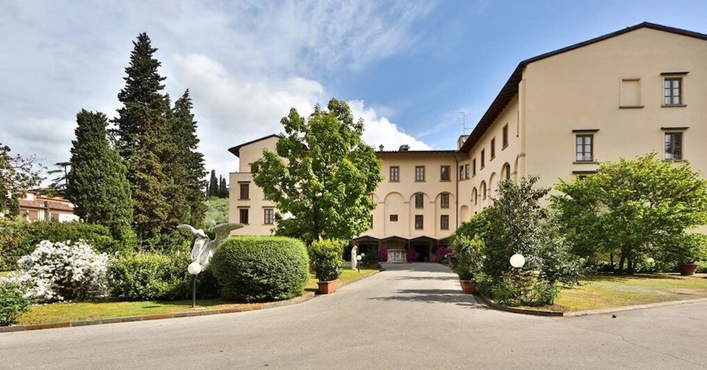 VILLA GABRIELE D'ANNUNZIO