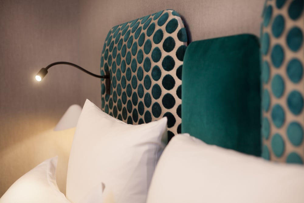 HANDSOME HOTEL BY ELEGANCIA