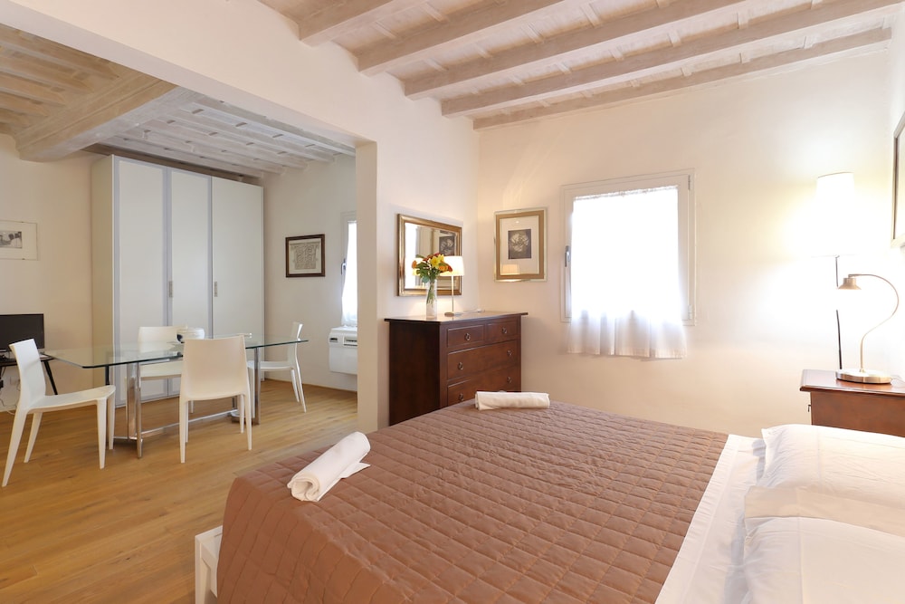 RELAIS WHITE HOUSES FLORENCE