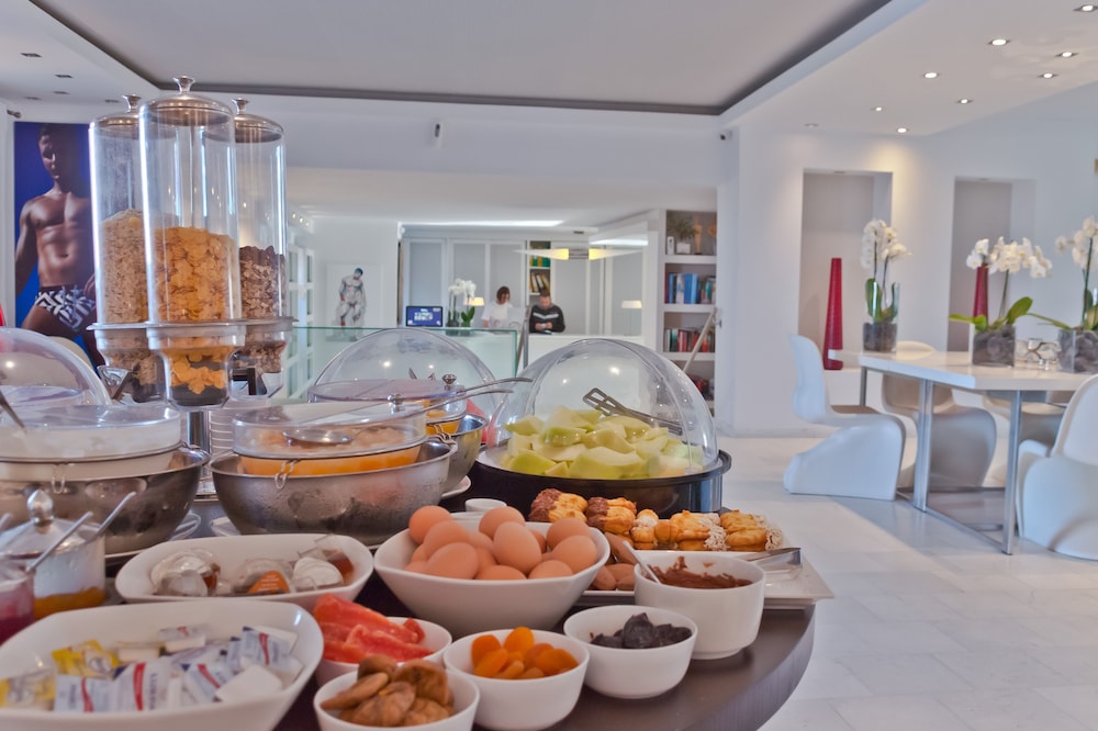 ELYSIUM HOTEL