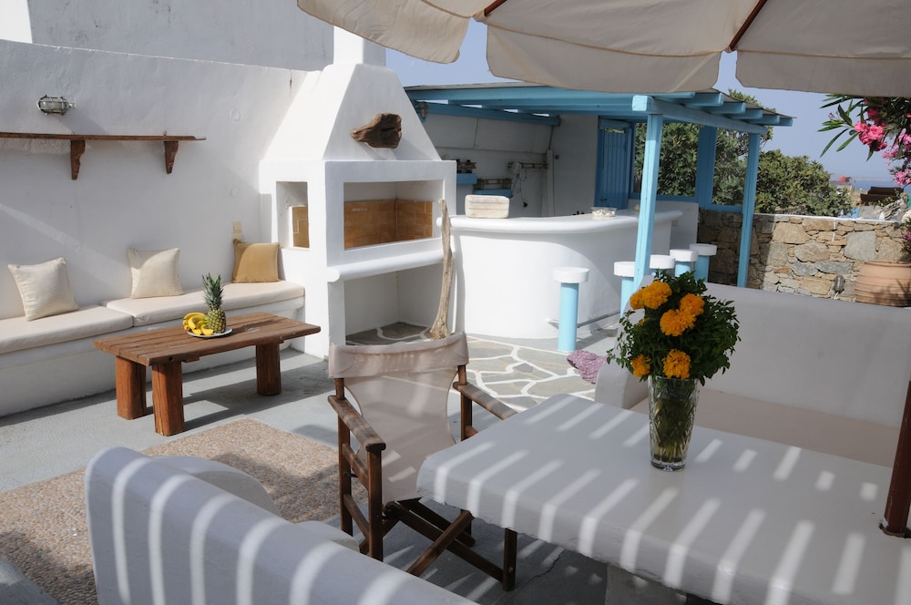 KATERINA VIEW MYKONOS
