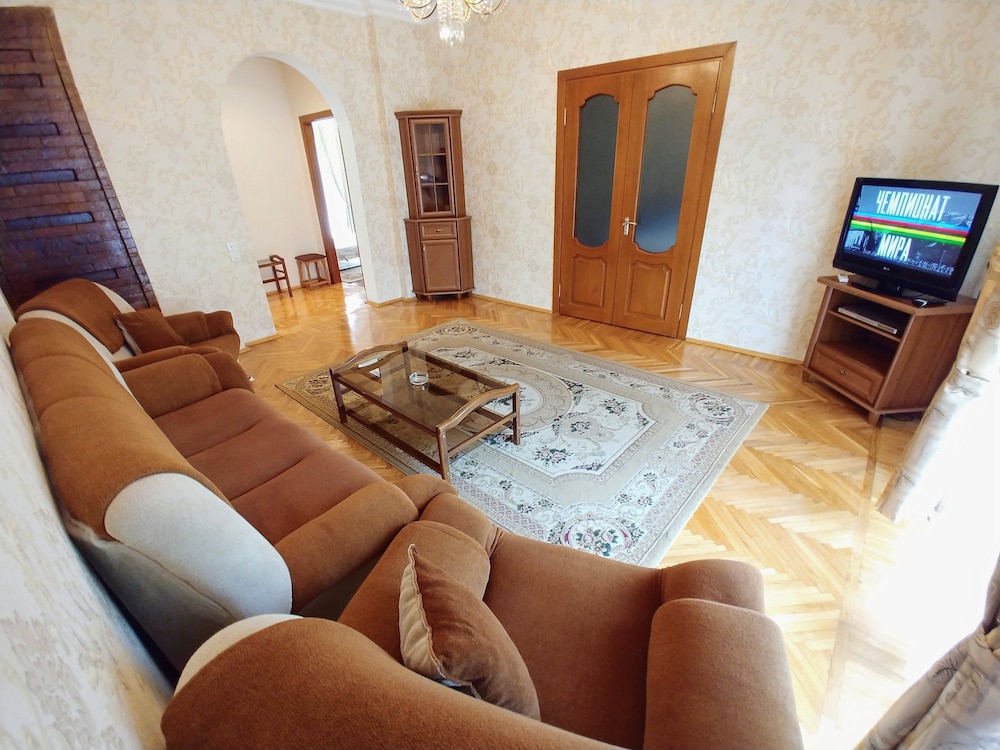 APARTMENT FORMULA 1 GRANDSTAND