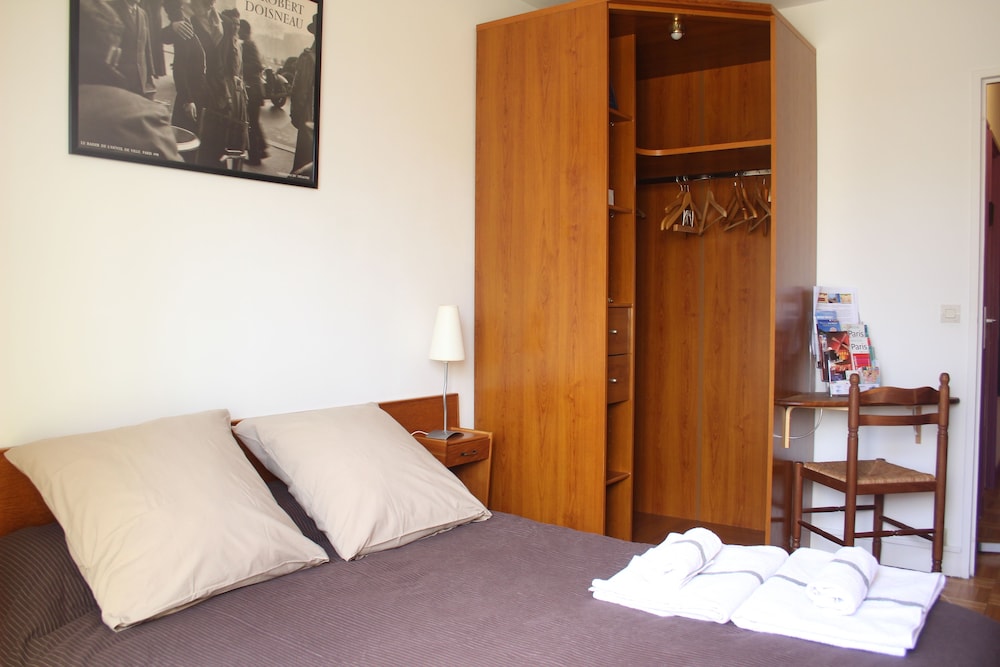 CHAMBRE D'AMIS