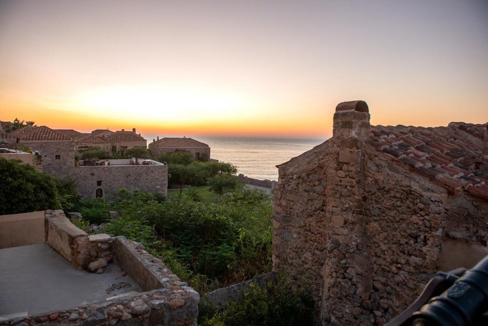 MALVASIA CASTLE VILLA