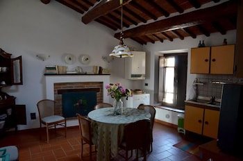 LA PETRONILLA - APPARTAMENTI MONTEPETRIOLO