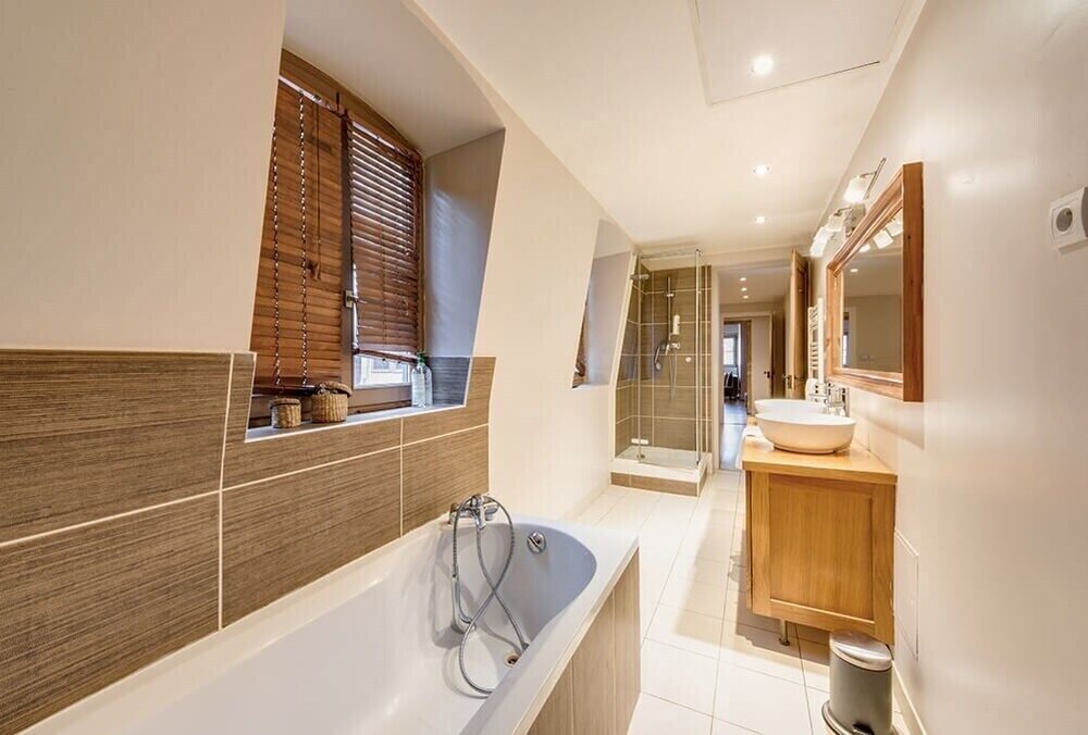 L'ETAGE DES CORDELIERS