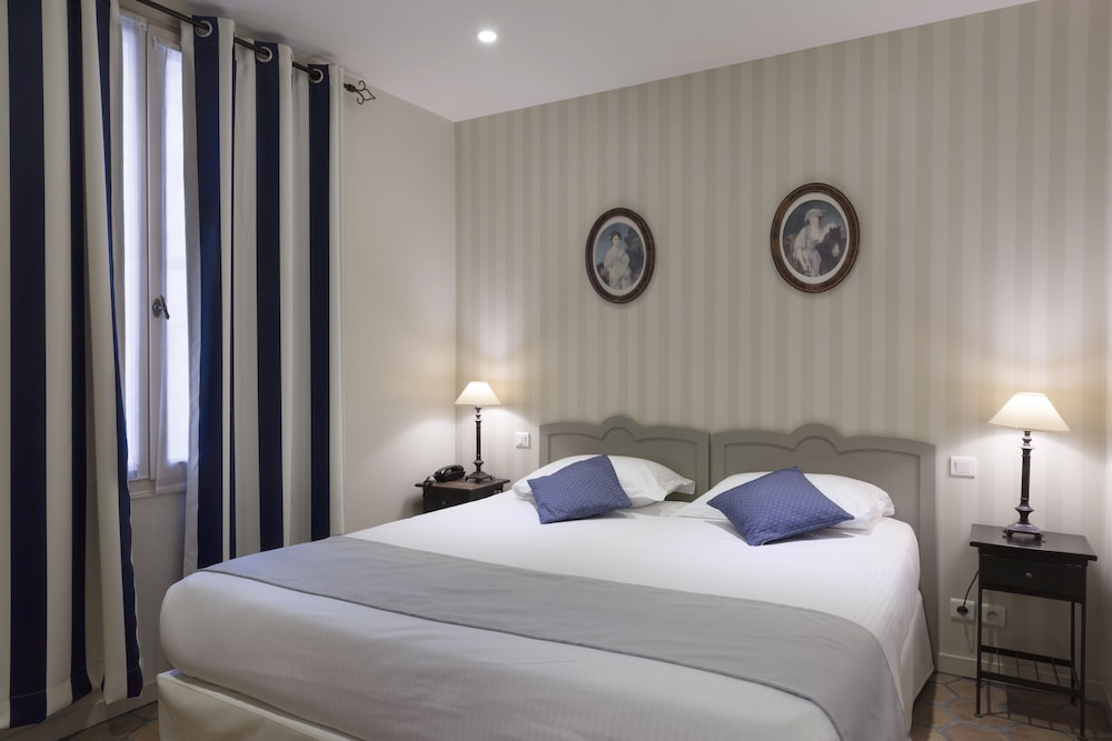 HOTEL MOGADOR OPERA - PARIS