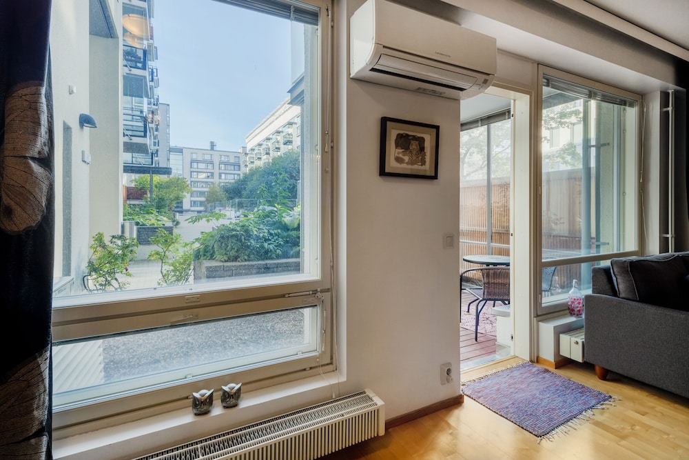 WEHOST BULEVARDI 48 C