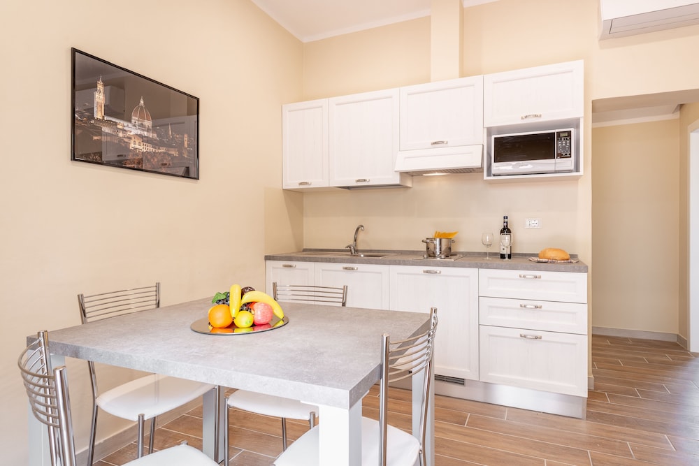 RESIDENCE CARRA