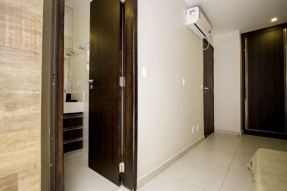 LINERIO COPACABANA FAMILY RESIDENCE 363