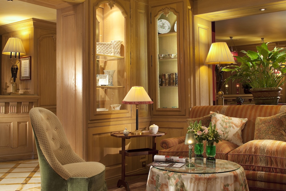 HOTEL CHAMBIGES ELYSÉES
