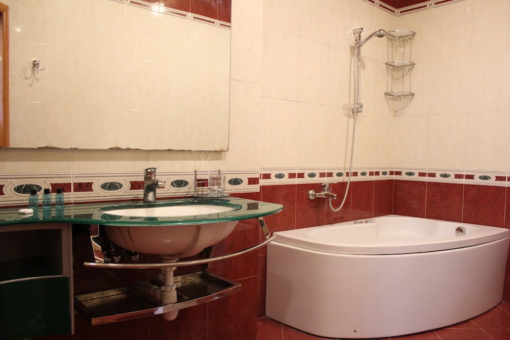 APARTMENT ON ZIVARBAY AHMADBAYOV 10