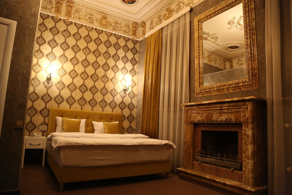 NIZAMI HOTEL