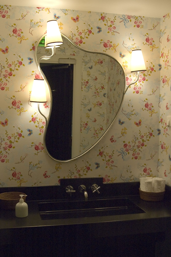 HOTEL RECAMIER