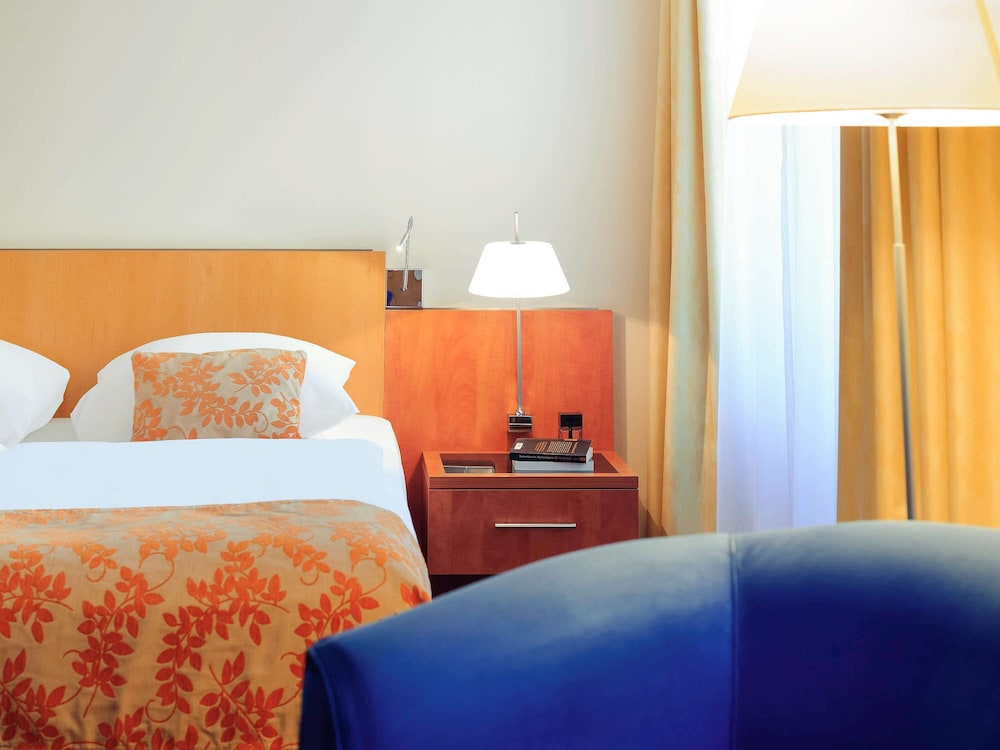MERCURE RESIDENZ BERLIN CHECKPOINT CHARLIE