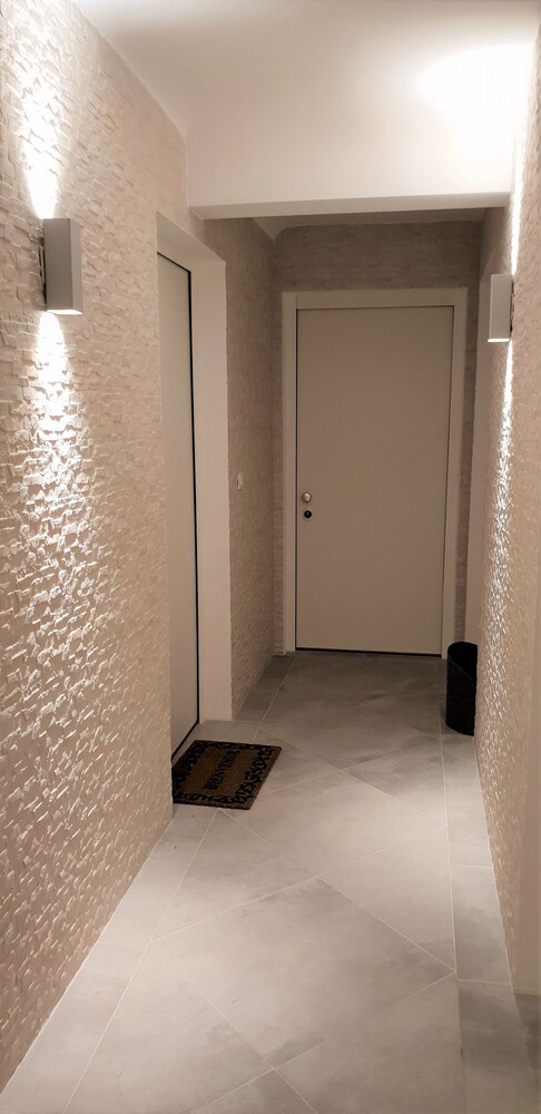 NICE BOOKING - SALEYA CENTRE STUDIO