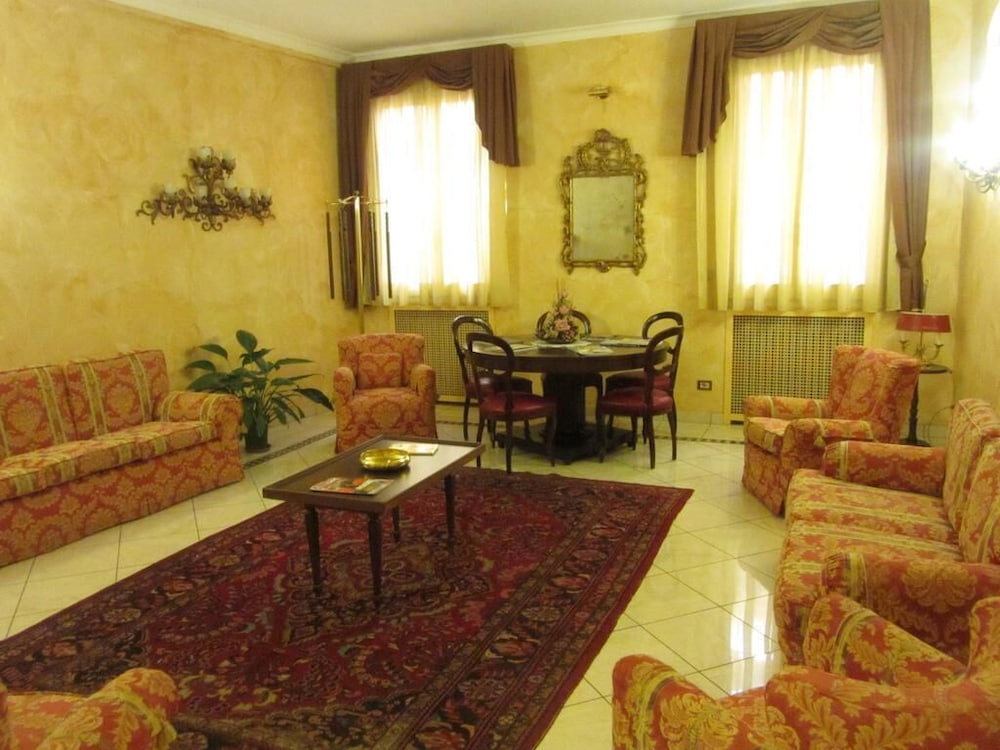 ROMA