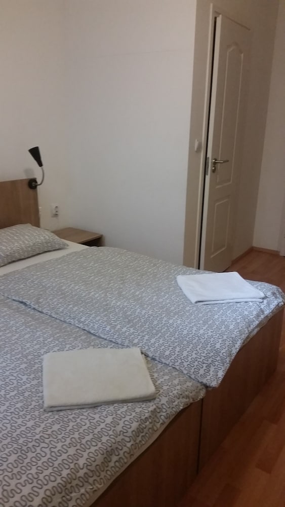 OMEGA GUESTHOUSE BUDAPEST