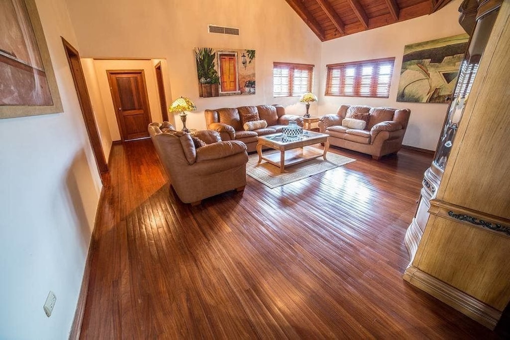 8BR 9BA BARRANCA VILLA BY ASVR