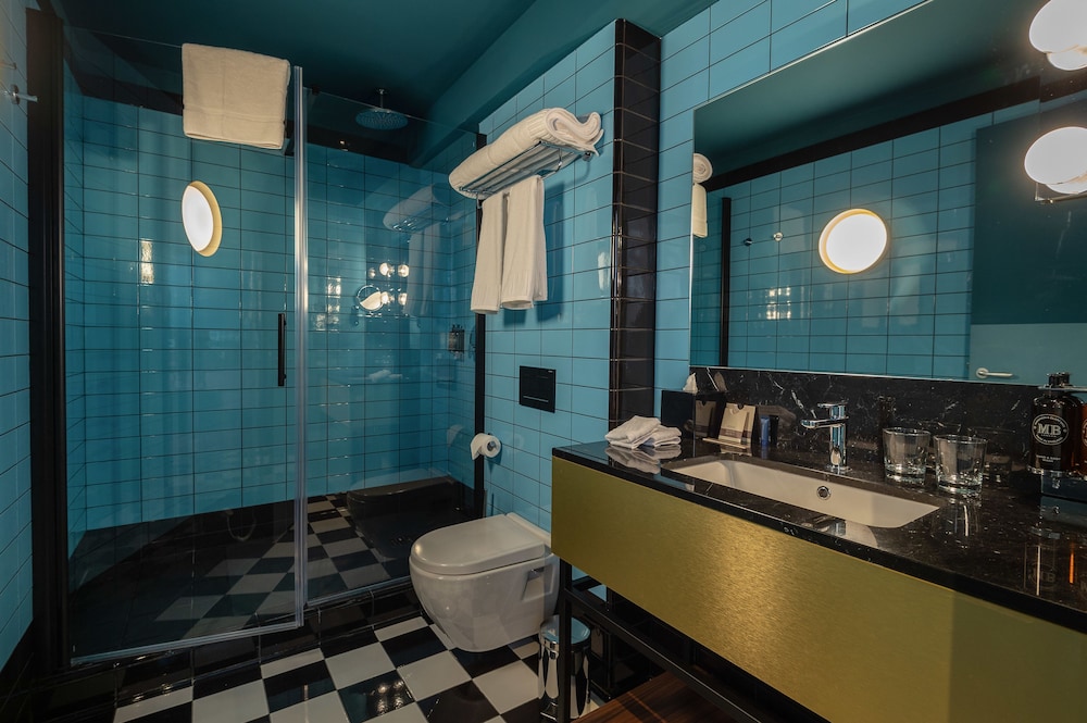 STORIES HOTEL