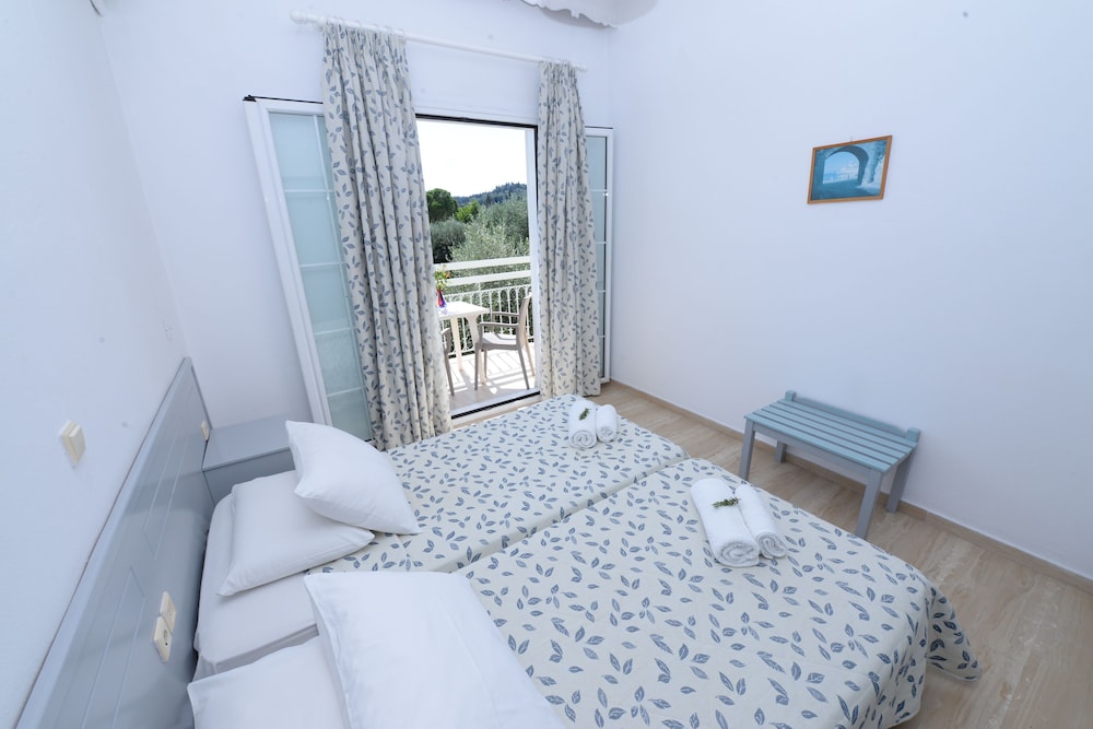 FILIPPAS ROOMS