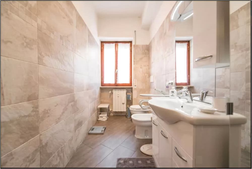 APARTMENT 90 MQ2 IN AURELIA -VATICAN