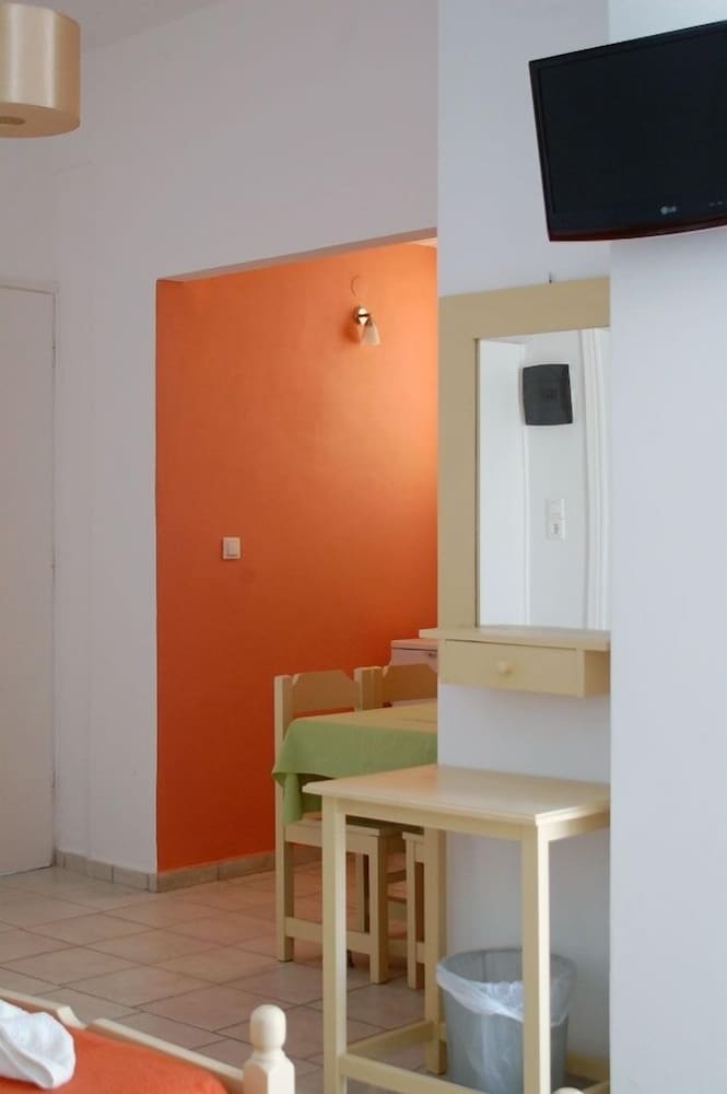 PAROS HOTEL