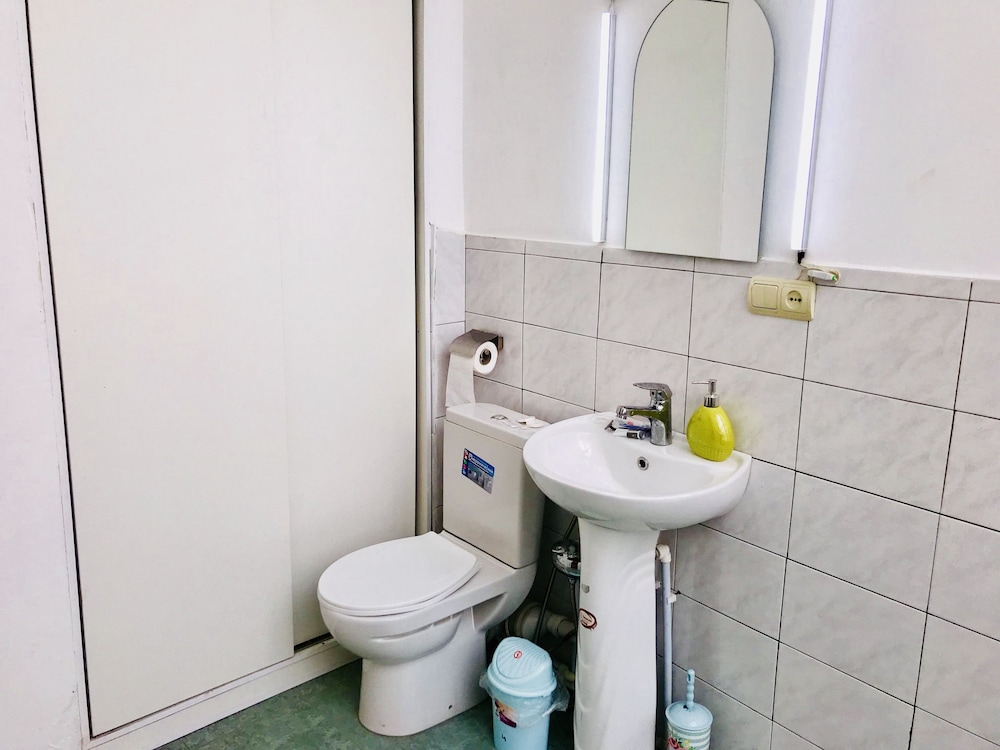CHECK-IN APARTMENT NEAR FOUNTAIN SQUARE