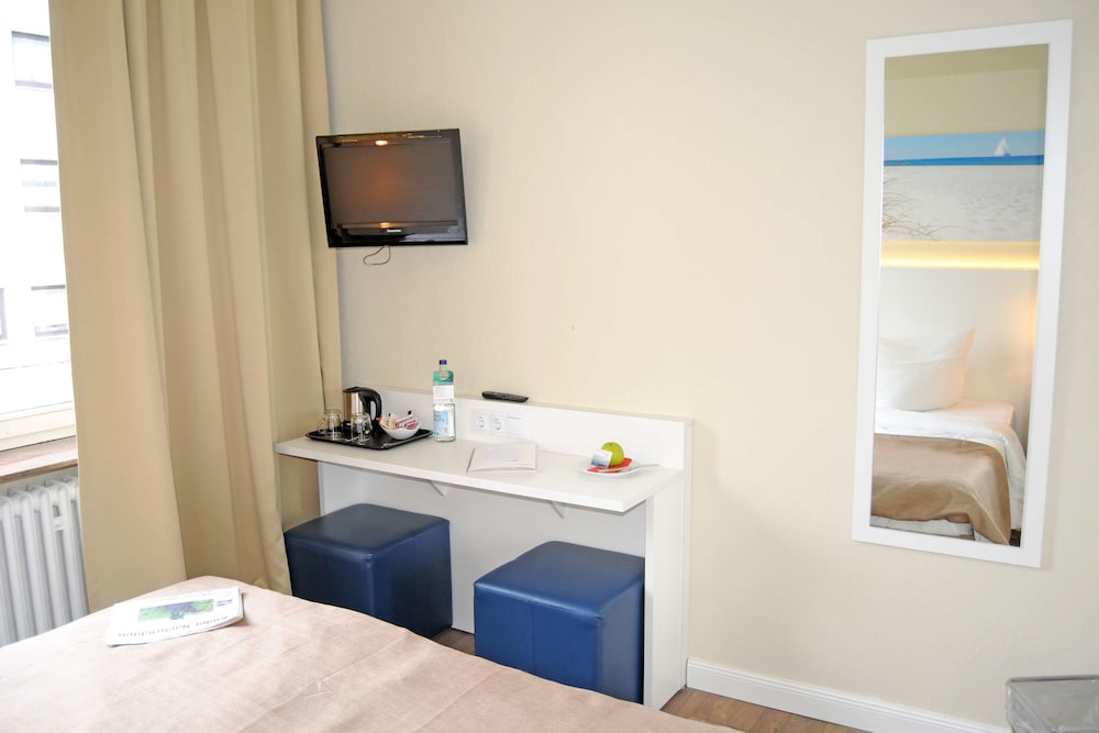 HOTEL AM KIELER SCHLOSS KIEL BY PREMIERE CLASSE