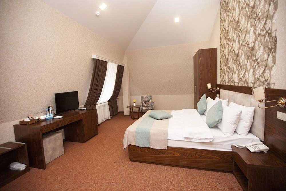 AUROOM HOTEL BAKU
