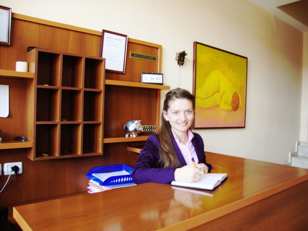 NOBEL HOTEL
