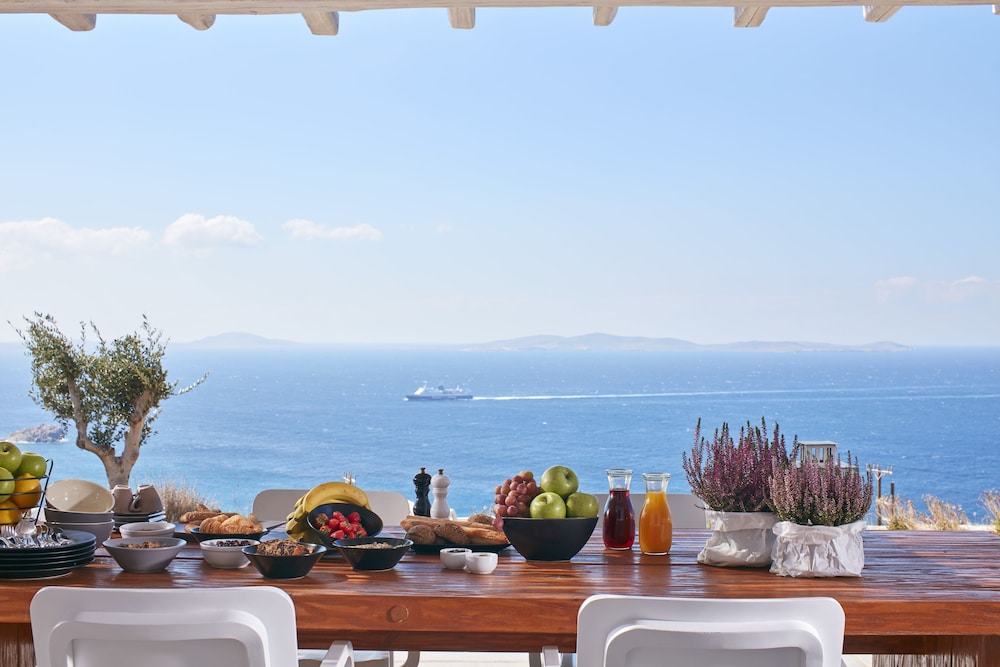 MYKONOS AMMOS VILLAS