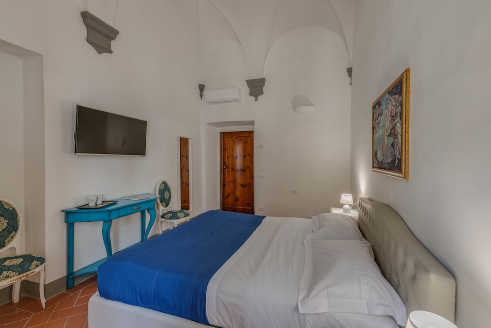 RESIDENZA D'EPOCA GALLERIA L'ACCADEMIA